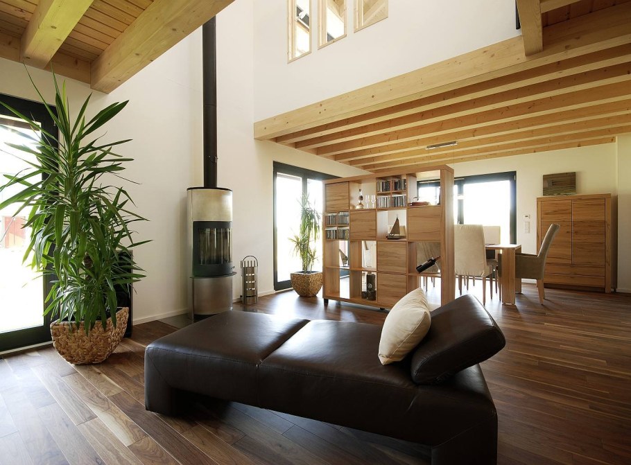 Дерево в интерьере