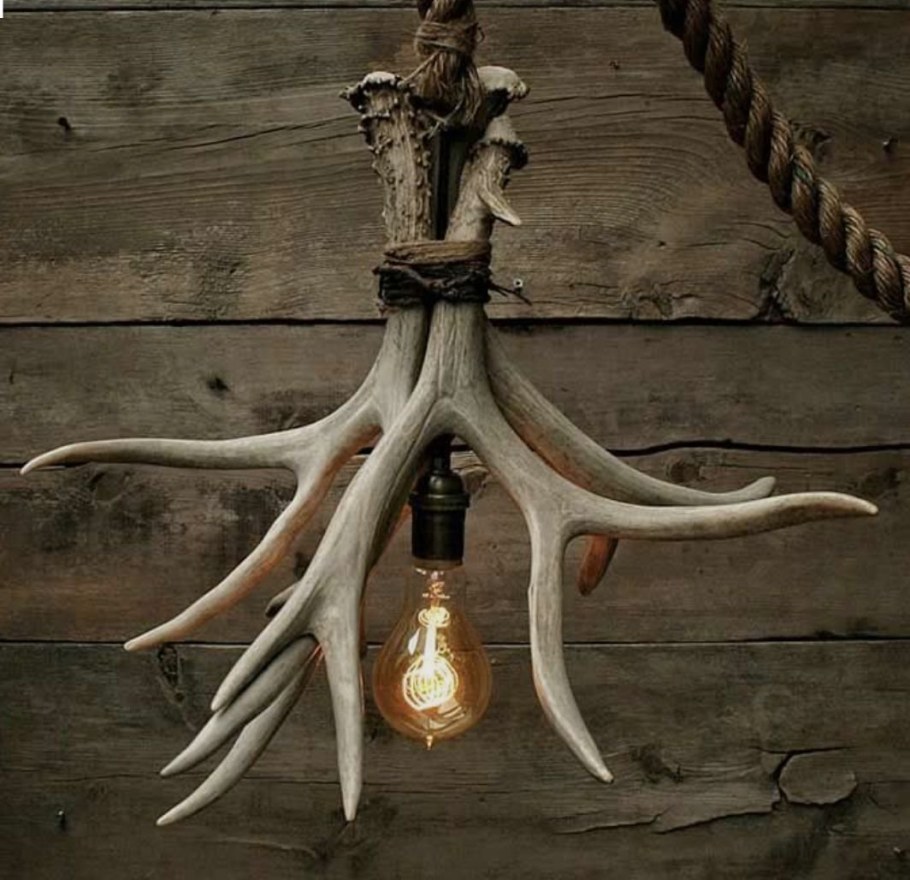Люстра из оленьего рога