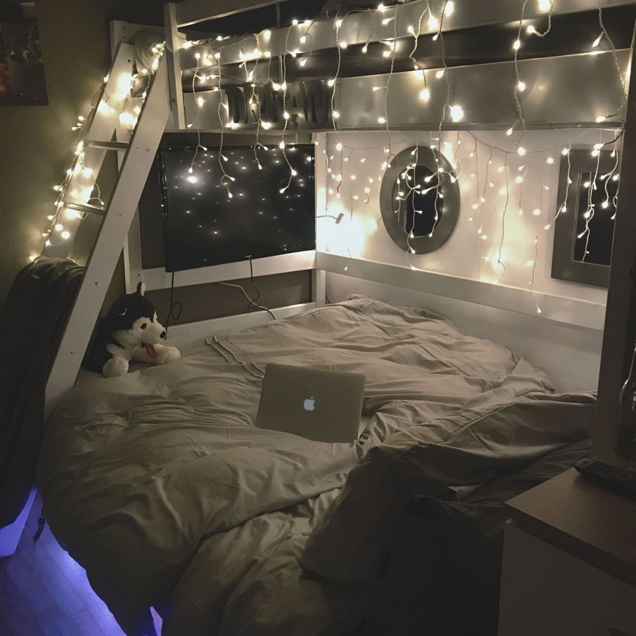 Комната мечты с подсветкой для подростка