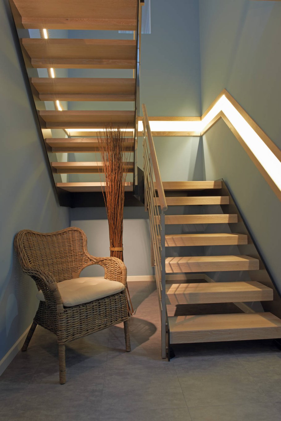 Лестница двухмаршевая лофт