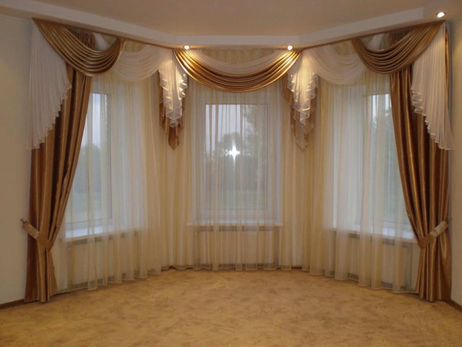 Шторы на эркерное окно