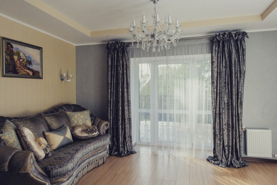 Шторы в гостиную в современном