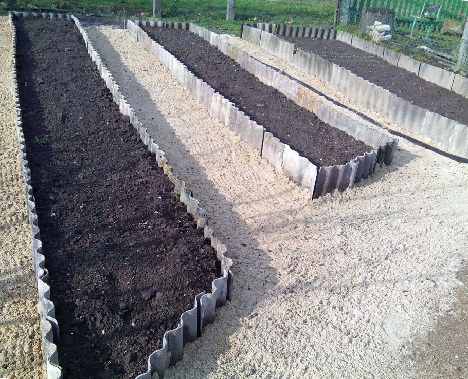 Грядки из шифера волнового