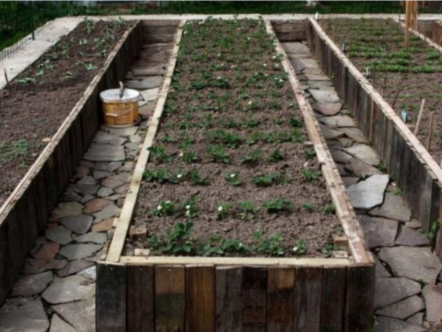 Ограждения для высоких грядок