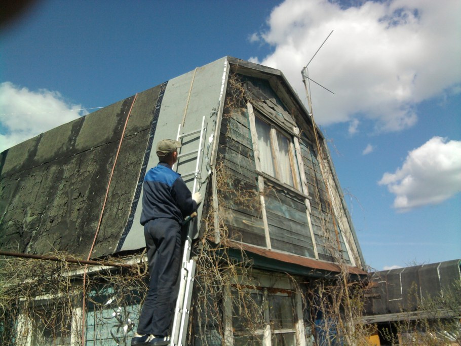 Крыша дачного домика