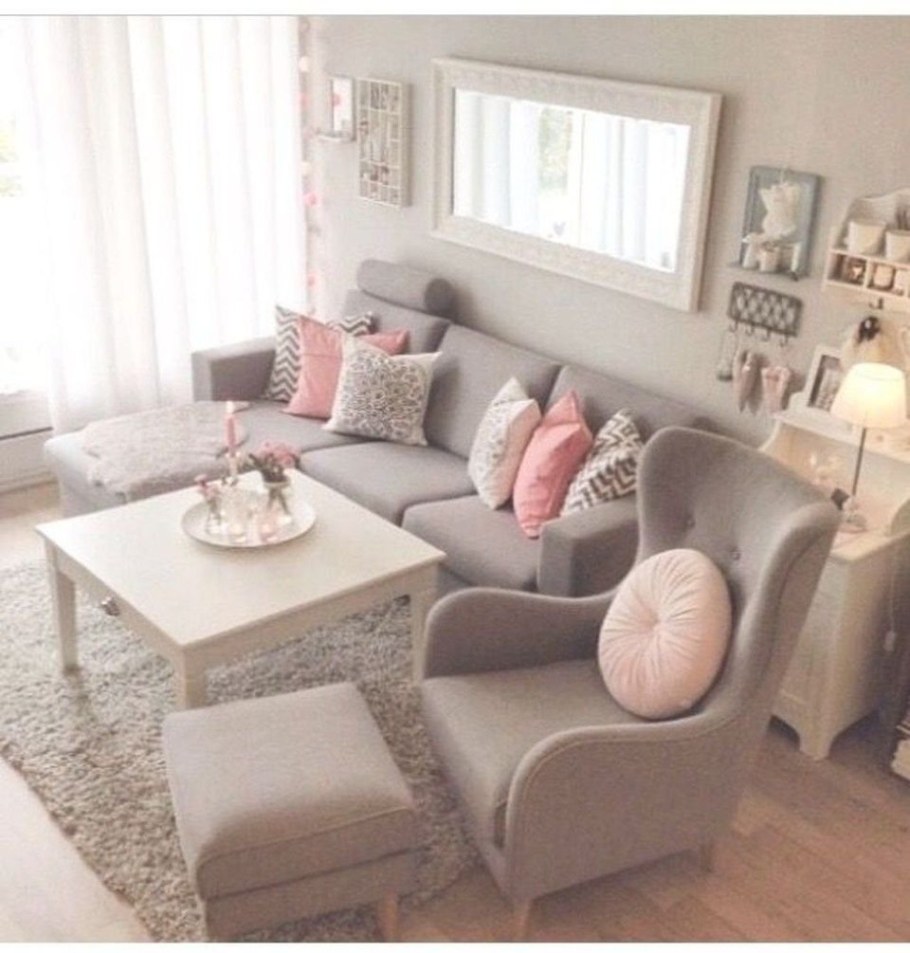 Серо-розовый интерьер