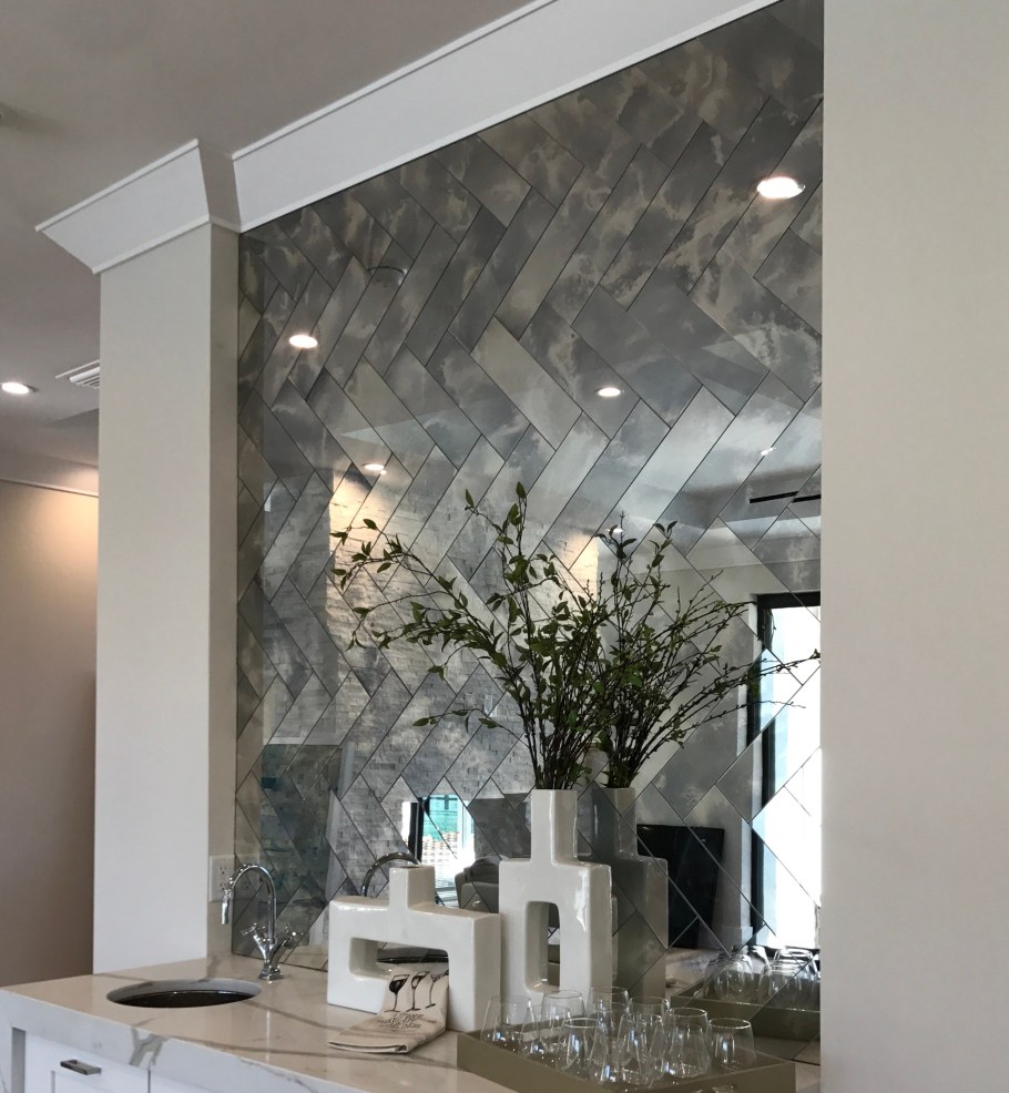 Зеркальная плитка