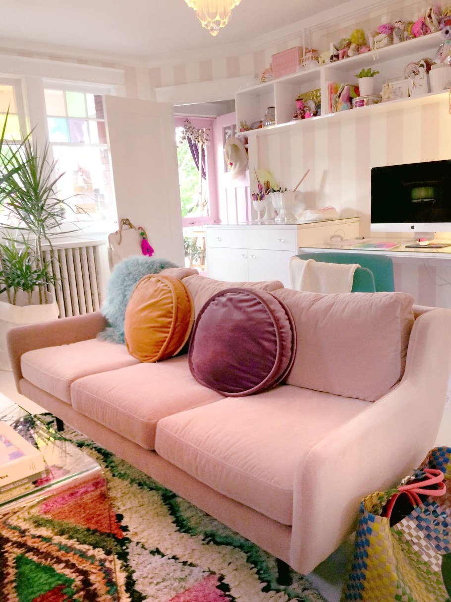 Гостиная в пастельных тонах