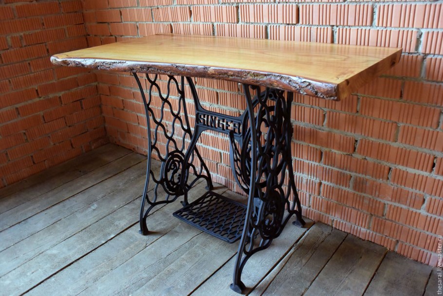 Станина машинки Зингер