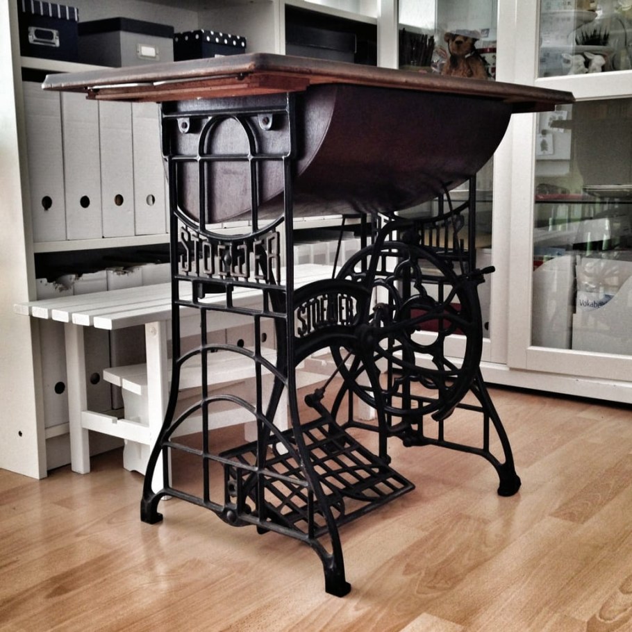 Станина от швейной машинки Pfaff