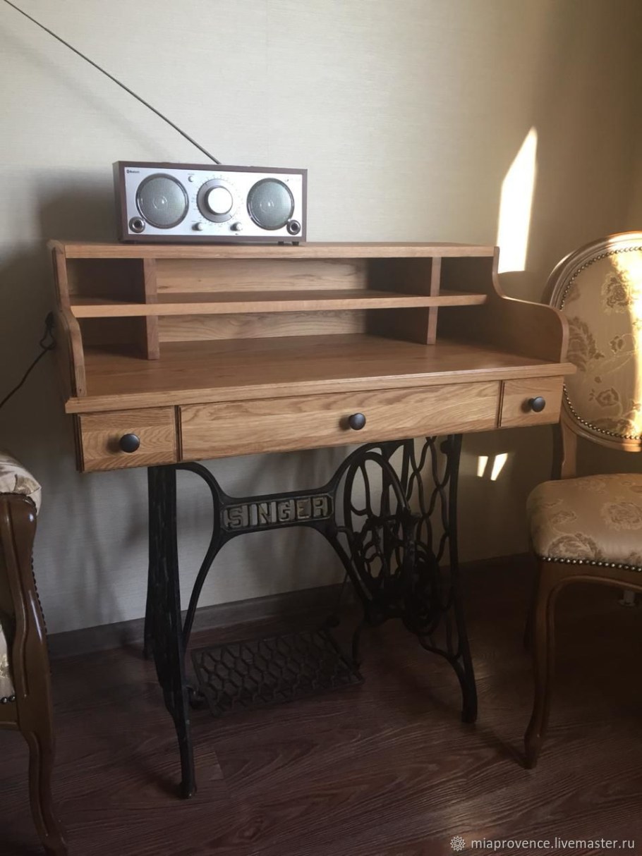 Стол из швейной машинки