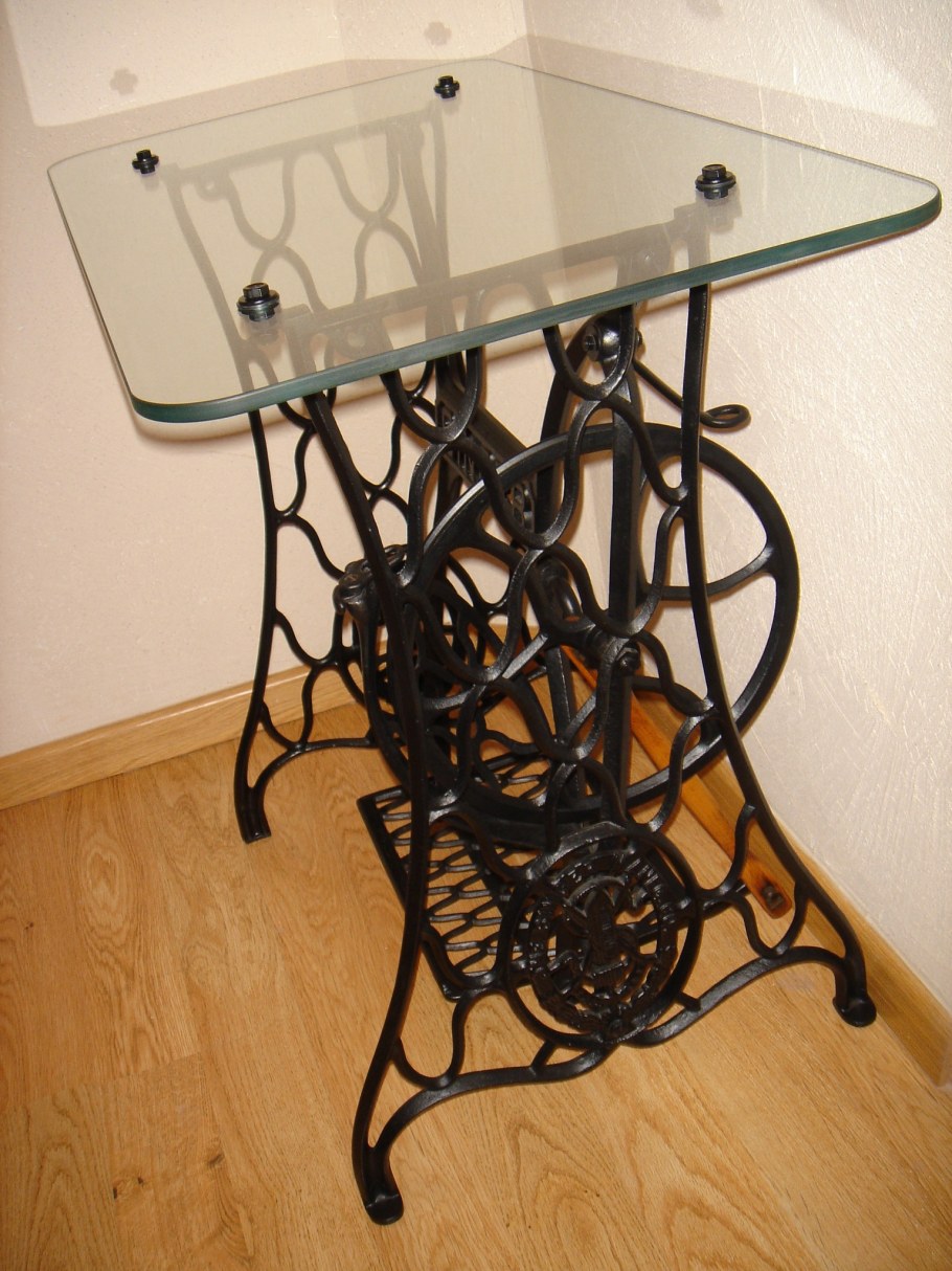 Столешница из станины Зингер