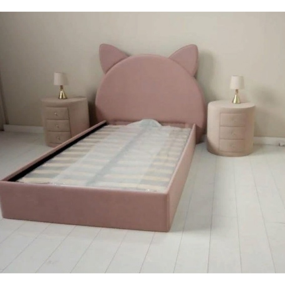 Кровать Китти хофф