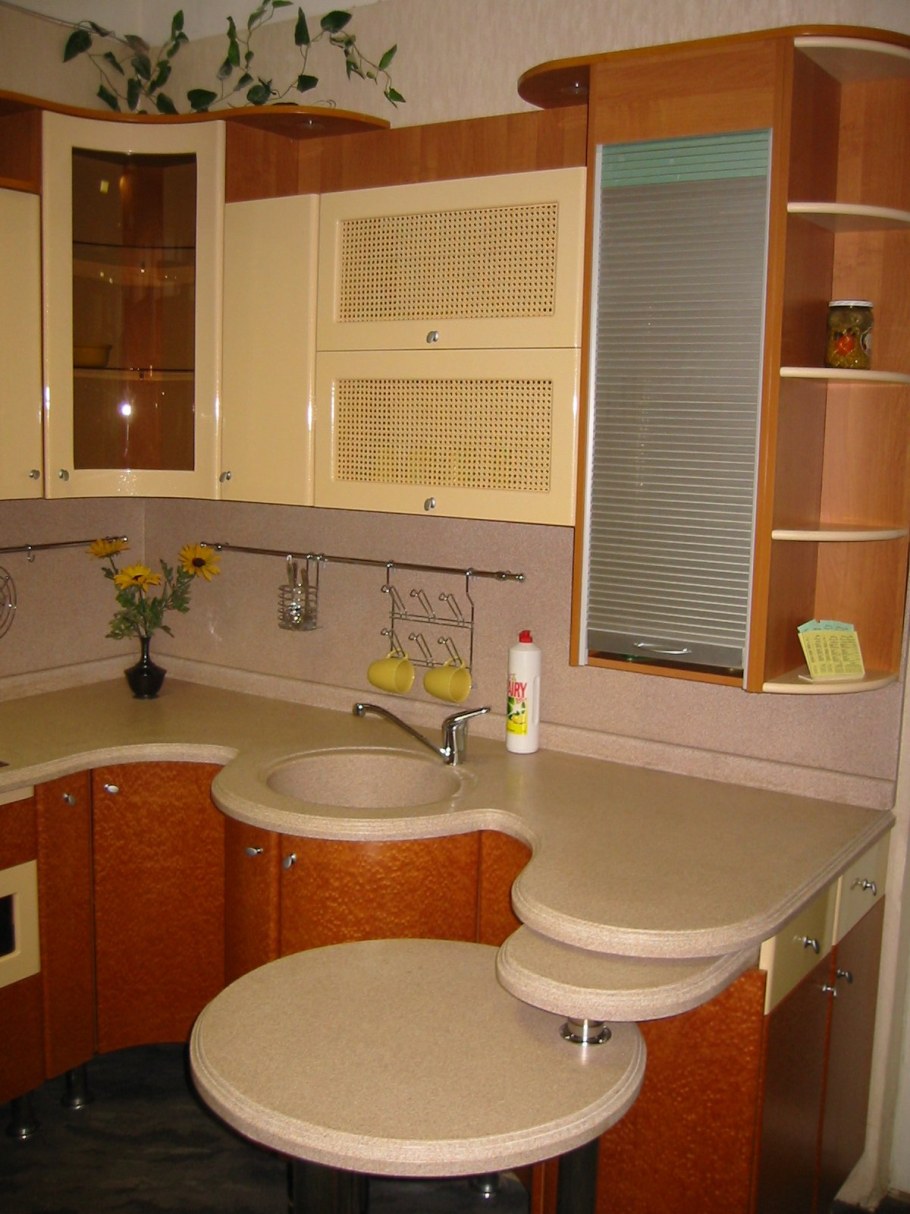 Маленькие угловые кухни