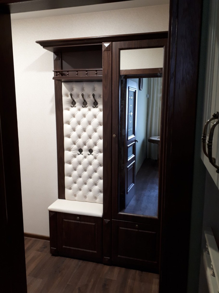 Прихожая с каретной стяжкой Чарли Лайт 20