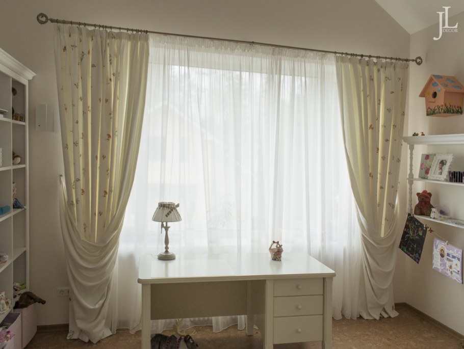 Шторы в подростковую комнату