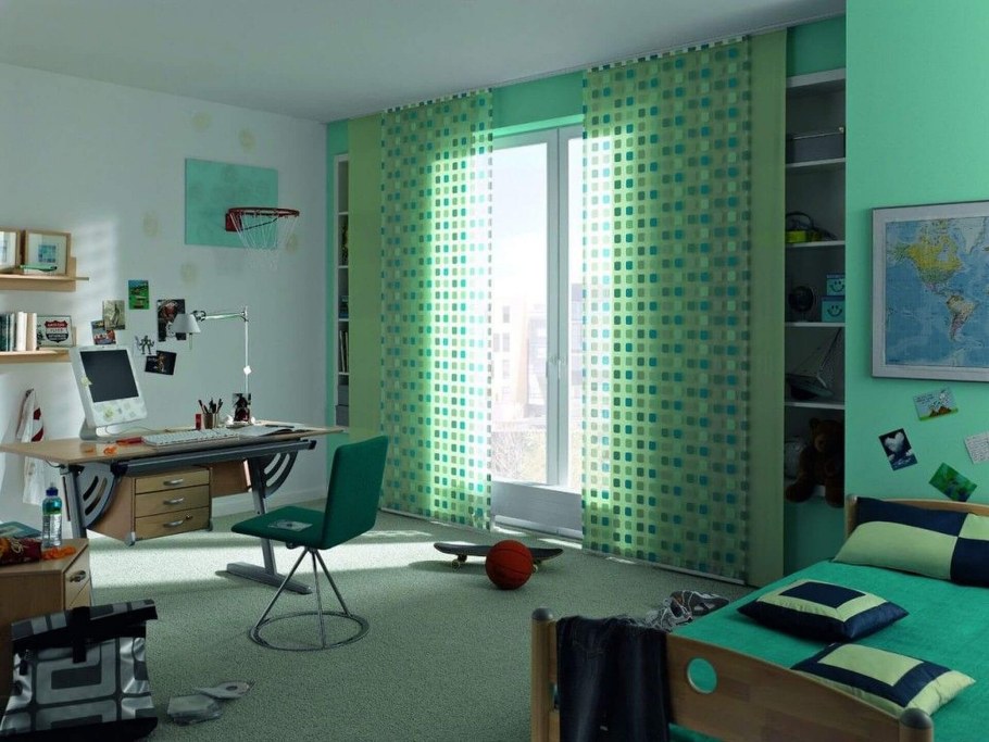 Шторы в интерьере комнаты подростка