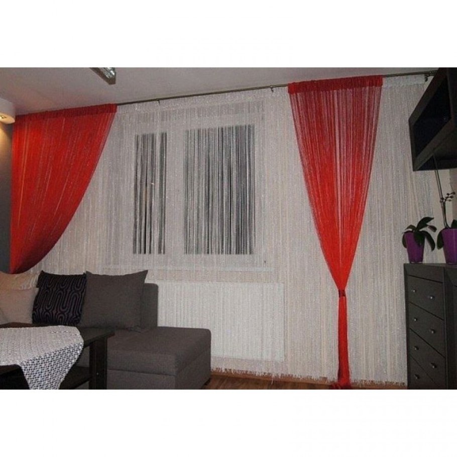 Красные шторы в интерьере