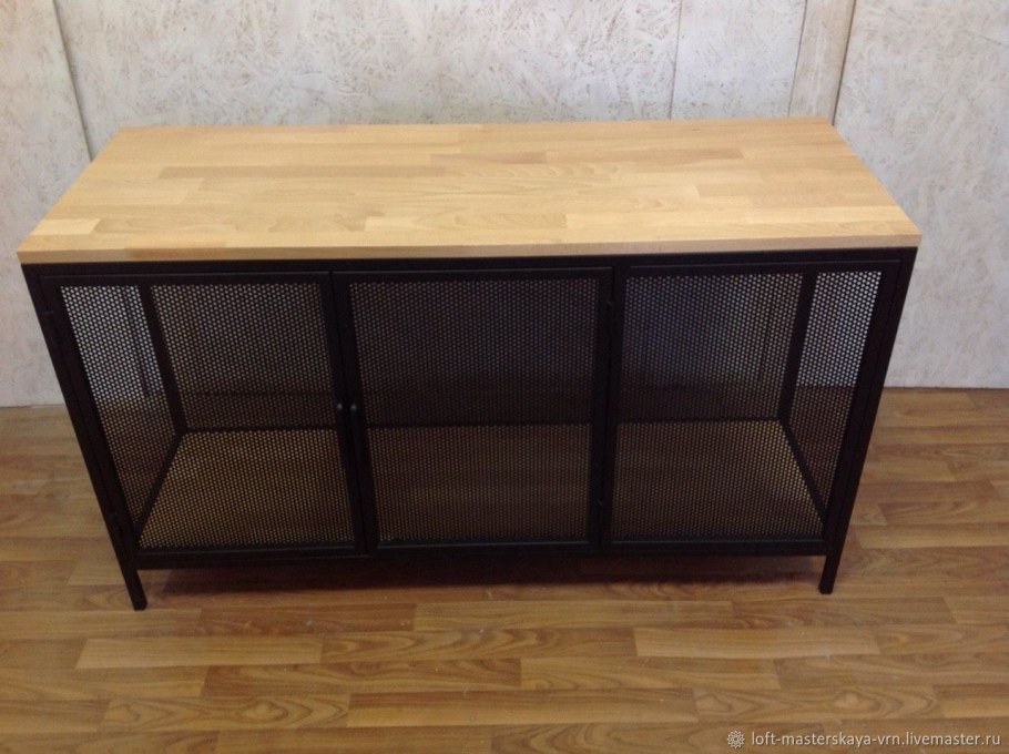 Тумба под аквариум в стиле лофт