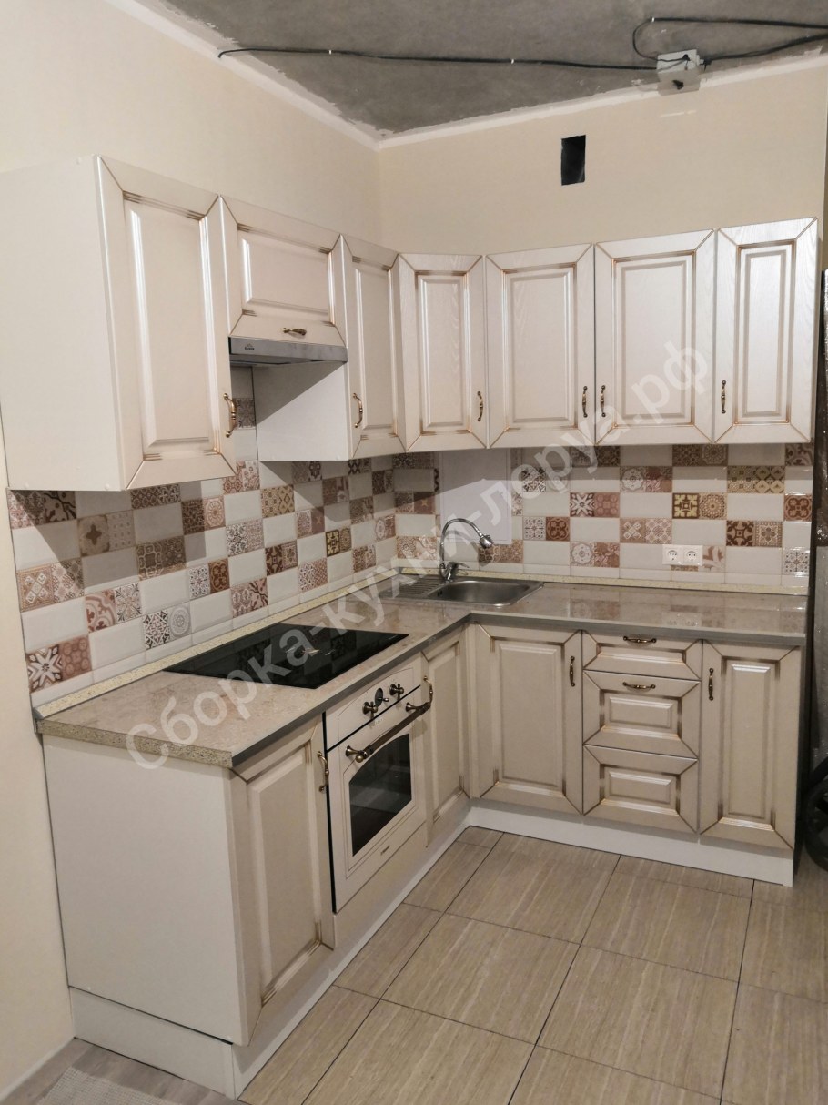 Кухня Петергоф Леруа