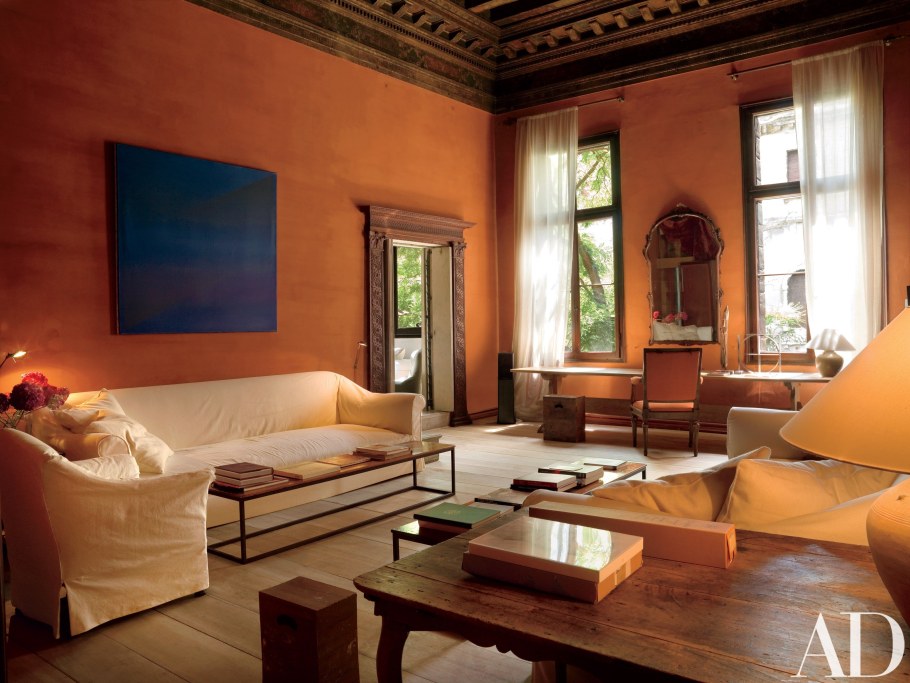 Терракотовый в интерьере