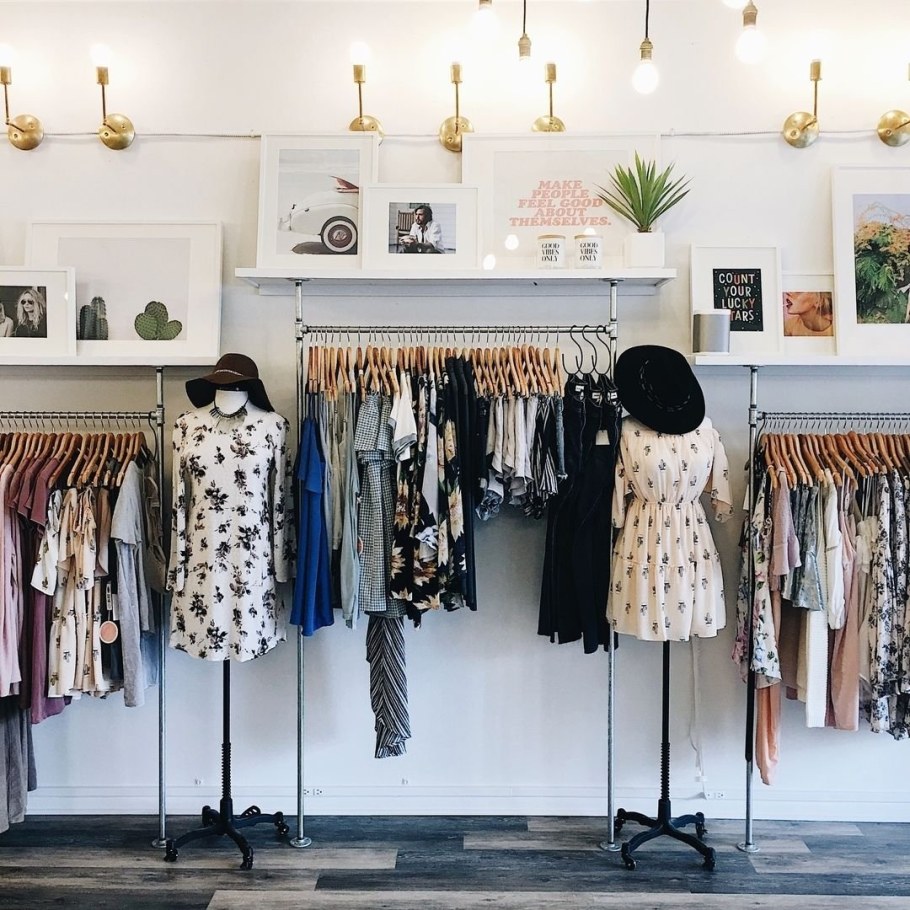 Шоу рум одежды