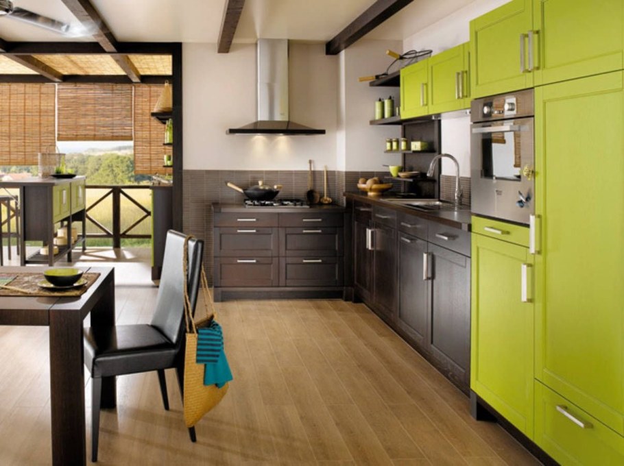 Кухня оливково коричневого цвета