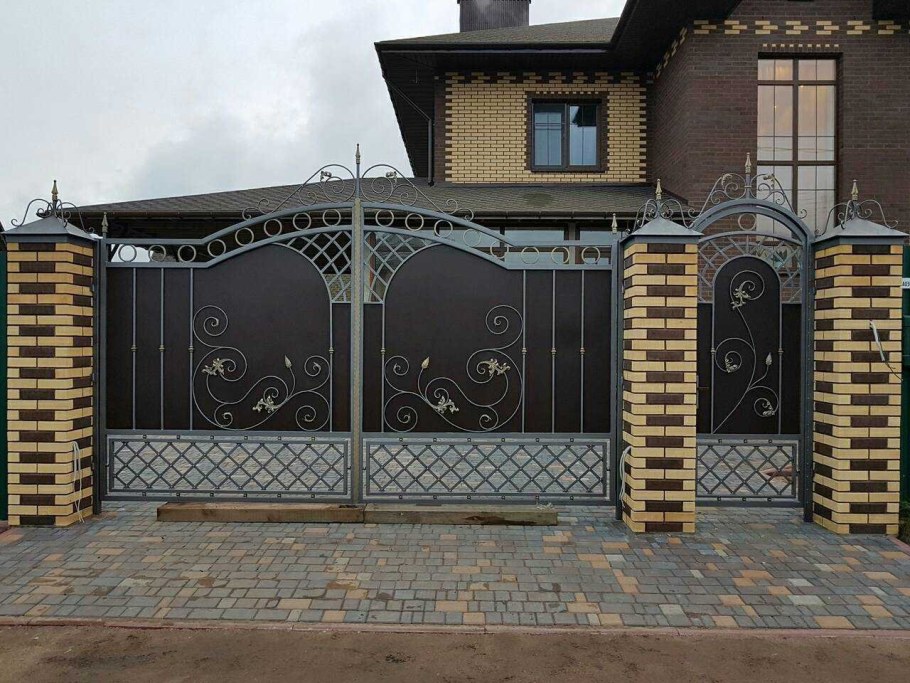 Современные кованые ворота
