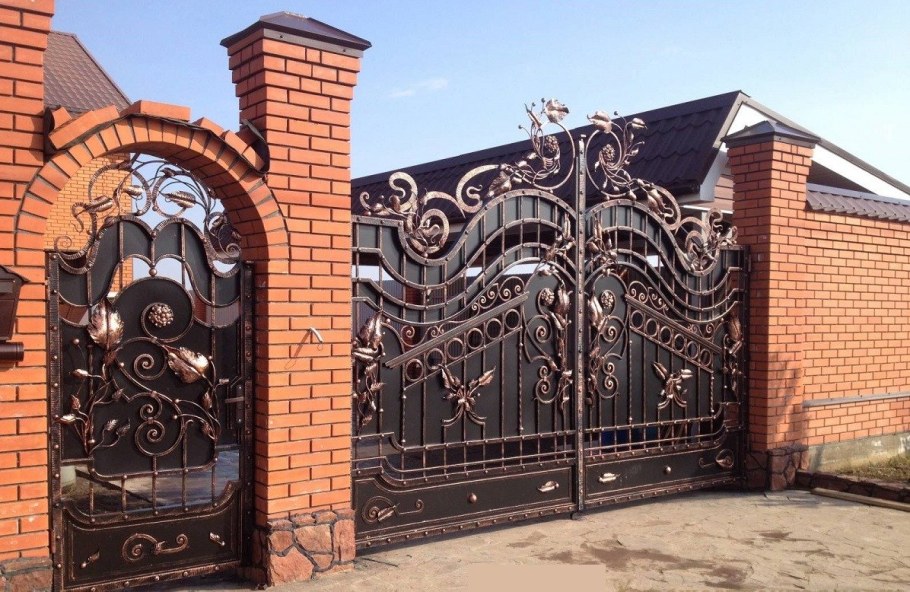 Красивые кованые ворота