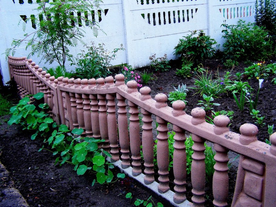 Деревянные ограждения для клумб