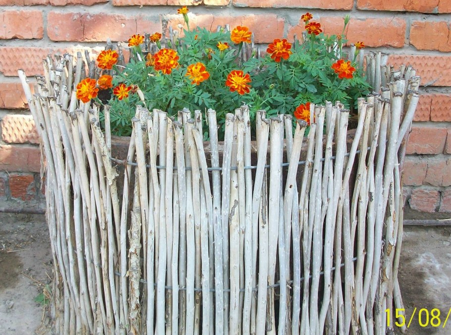 Декоративный плетеный забор