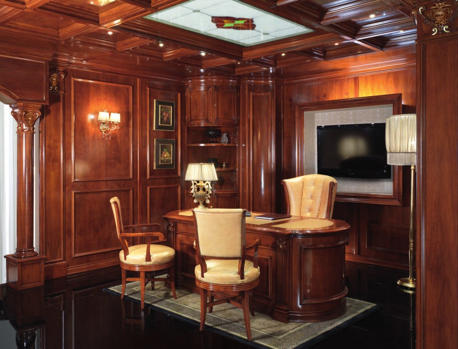 Кабинет из дерева