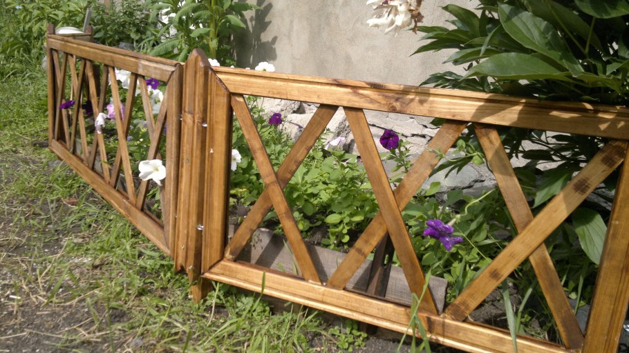 Ограждение для клумб из реек