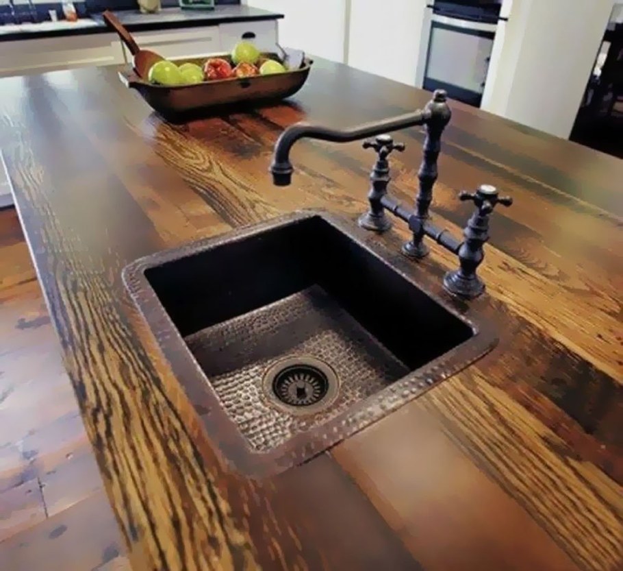 Врезная мойка в деревянную столешницу