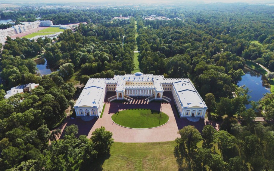 Александровский дворец царского села