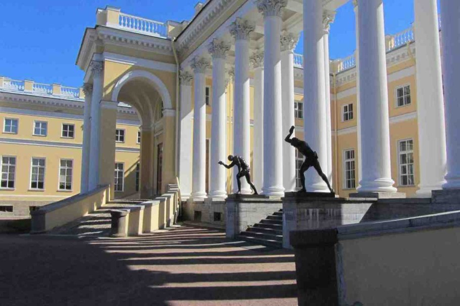 Александровский дворец в Санкт-Петербурге