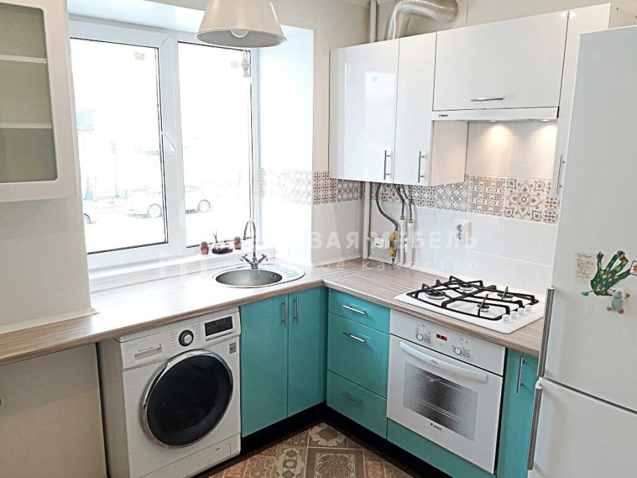 Кухни 5кв в хрущевке с газовой колонкой угловые 45 см