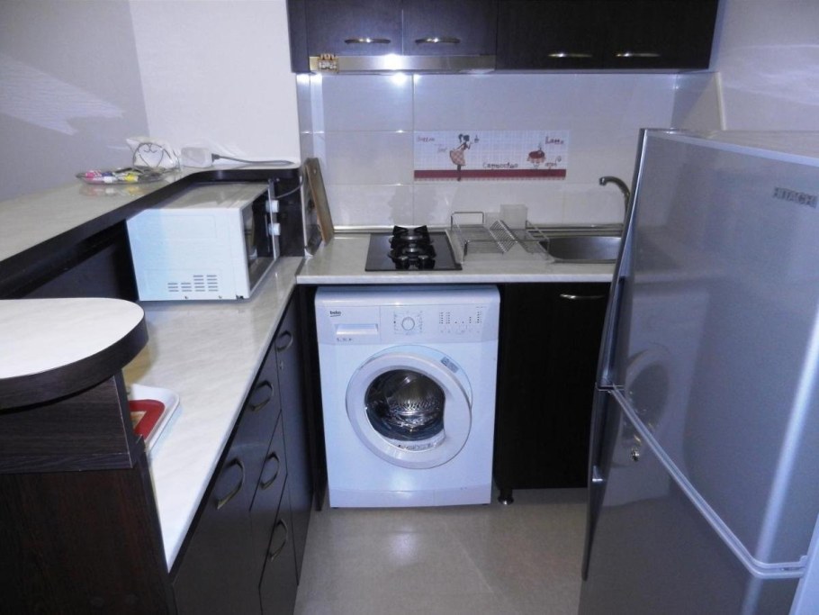 Стиральная машина под варочной поверхностью