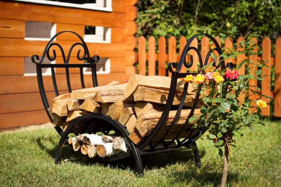 Дровницы для дачи уличные