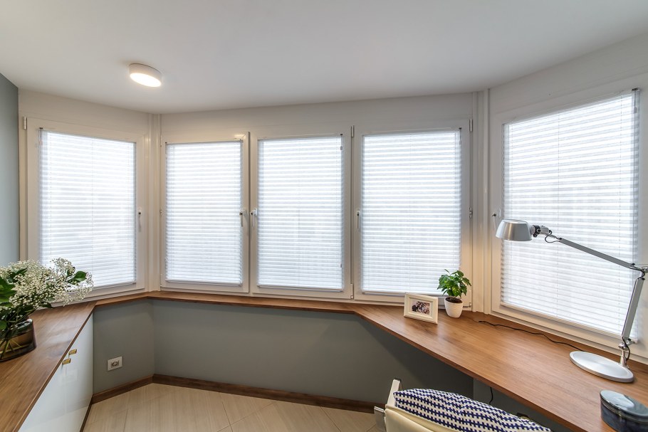 Шторы плиссе на лоджию