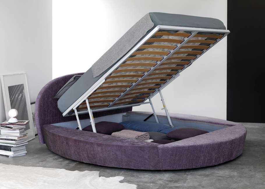 Полукруглая кровать