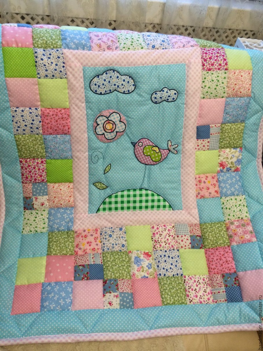 Детское лоскутное одеяд