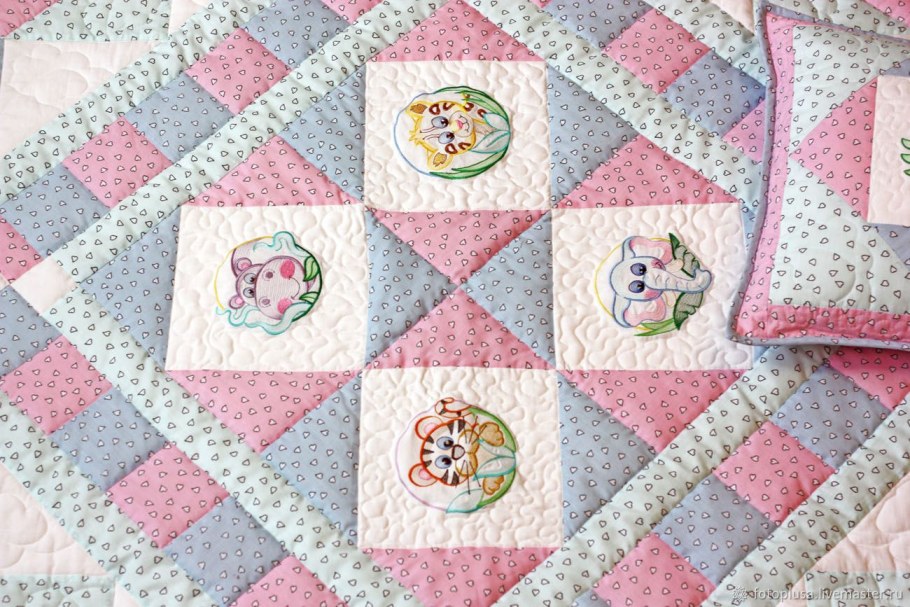 Детское лоскутное одеяло