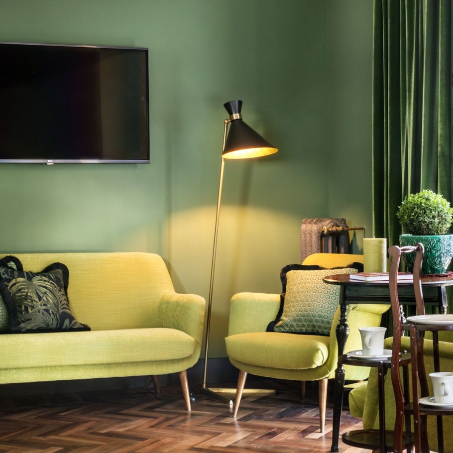 Оливковые стены в интерьере