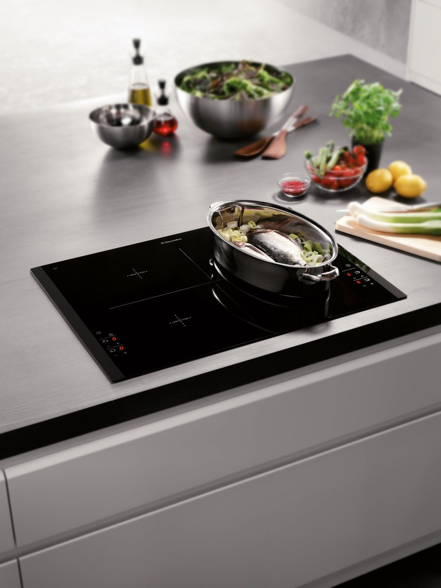 Плита индукционная 2-х конфорочная встраиваемая