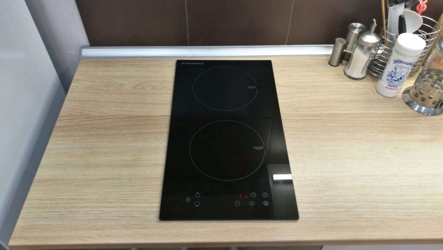 Индукционная встраиваемая варочная панель Maunfeld Evi 292 St BK