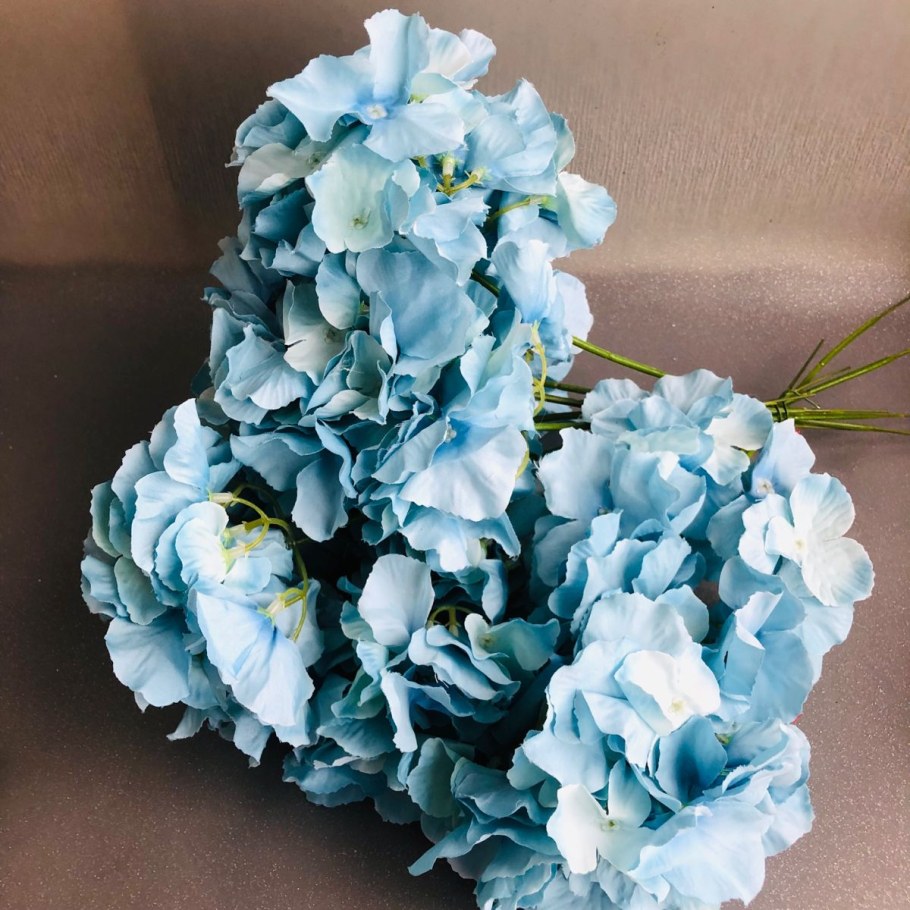 Гортензия искусственная