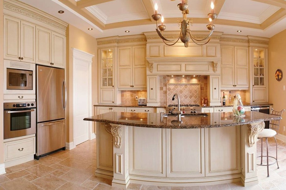 Кухня цвета слоновой кости