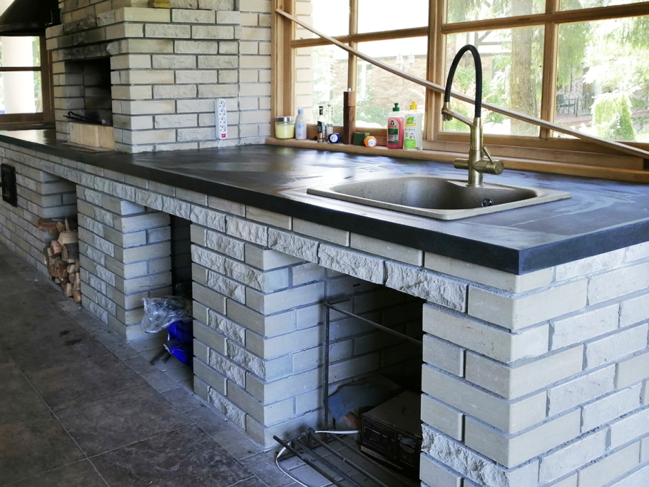 Столешница в мангальной