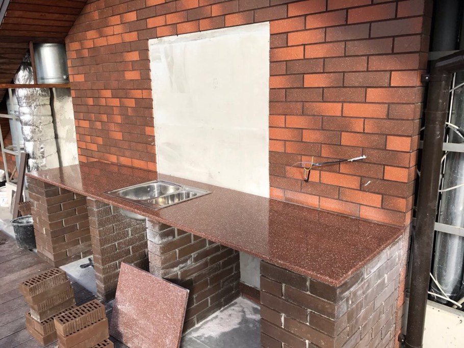 Уличная столешница для барбекю